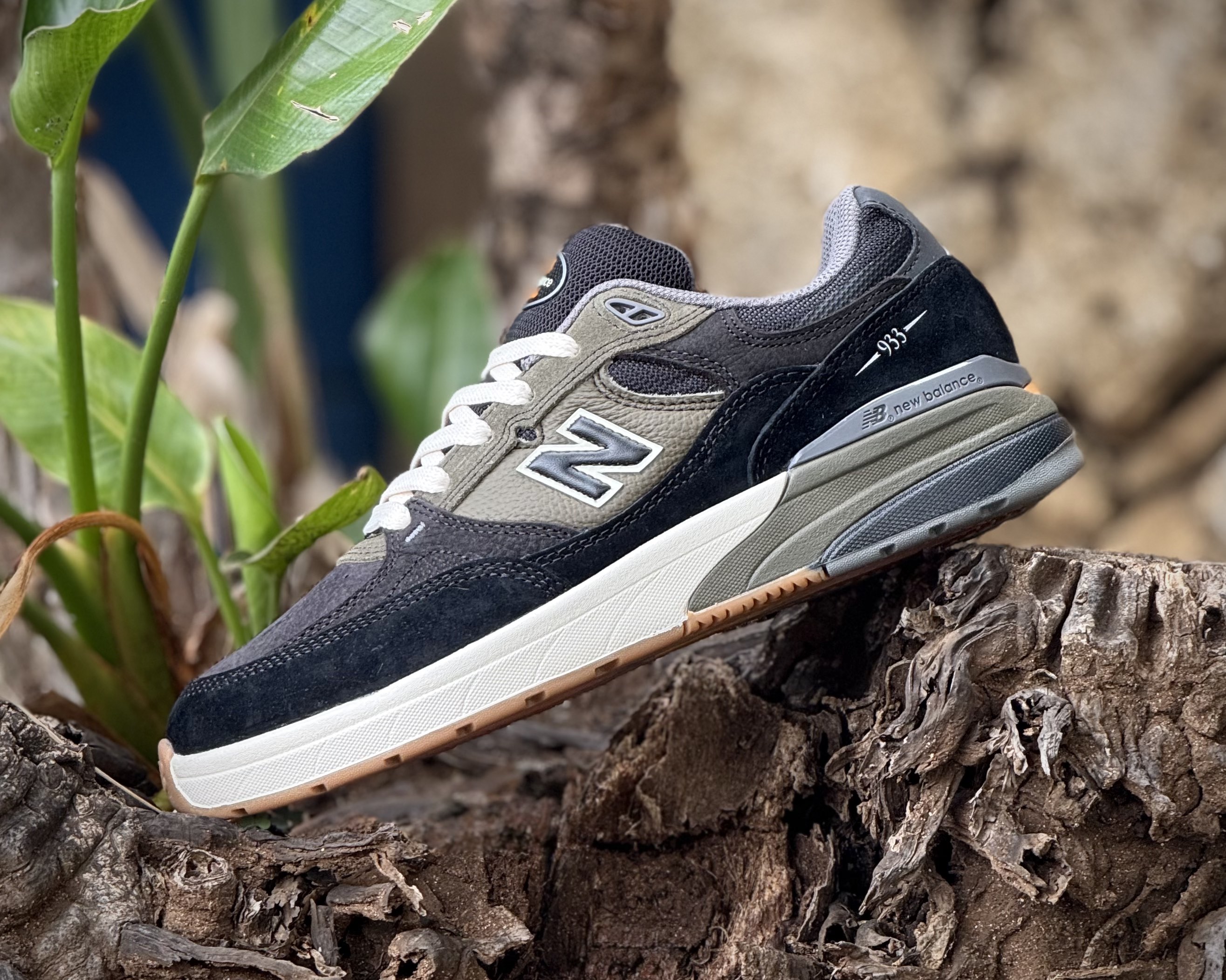 New Balance Reynolds 933 Pro model in-store | online